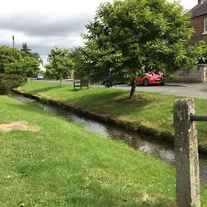 https://the-masons-arms.yorkshirehotels.net