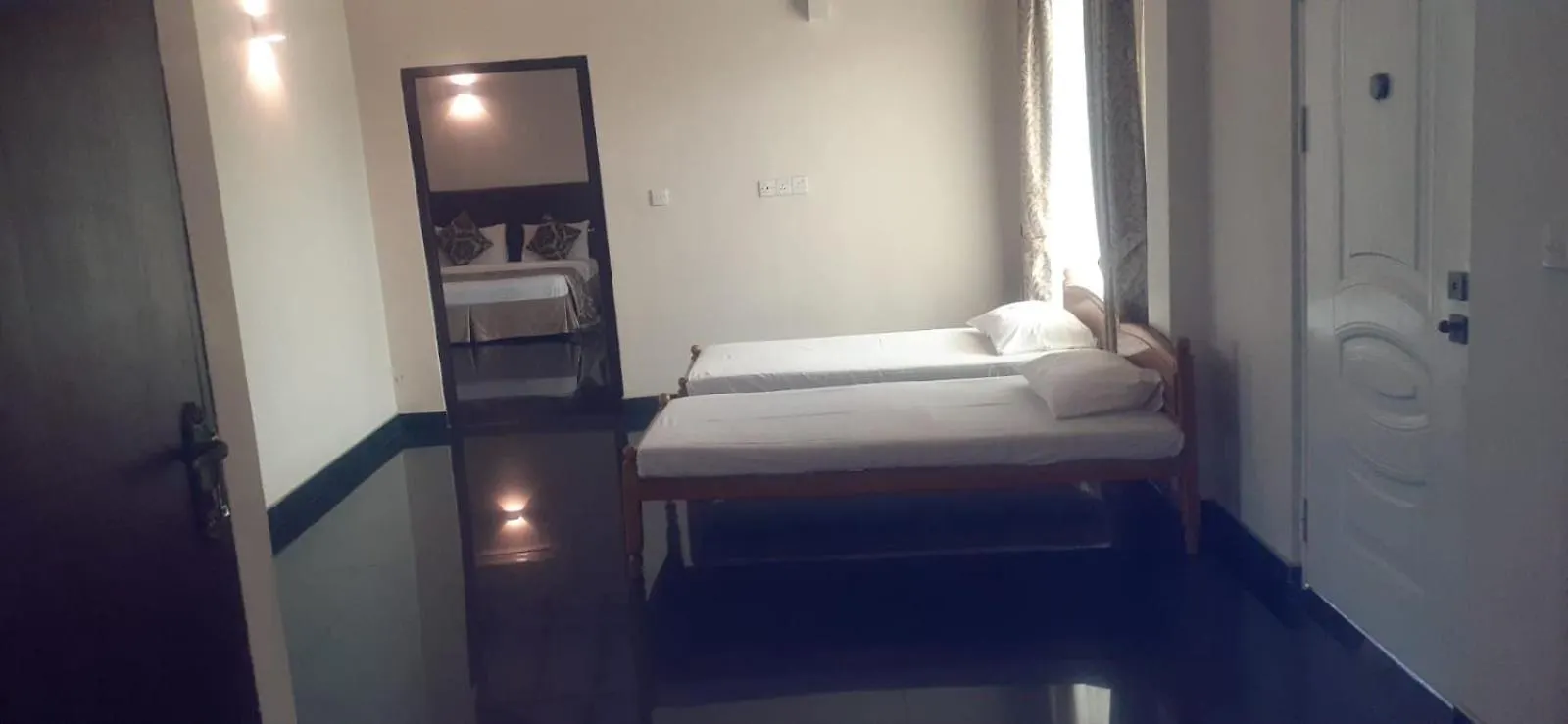 Hotel Nilakma Lagoon Negombo